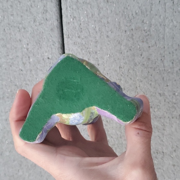 Mikasa Porcelain Sitting Bear Figurine - Picture 6 of 11